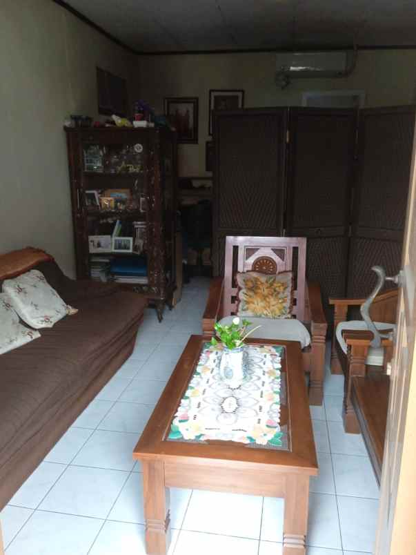 dijual rumah di riung bandung saluyu