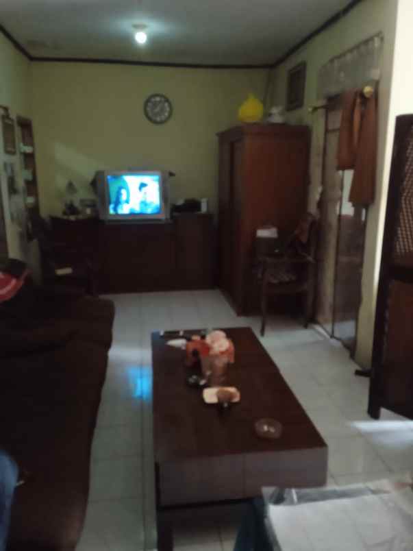 dijual rumah di riung bandung saluyu