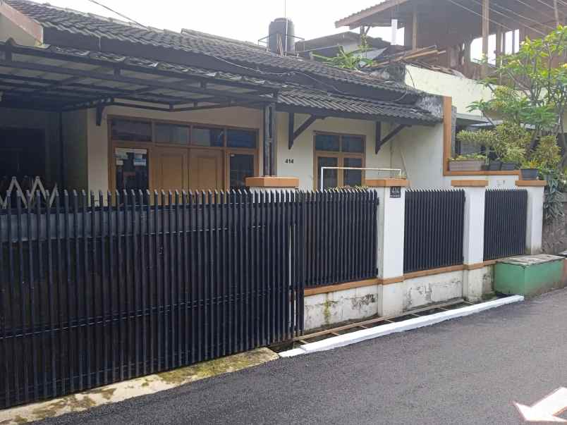 dijual rumah di riung bandung saluyu