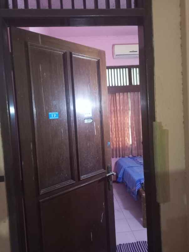 dijual rumah di tuparev jalan wiratama cirebon