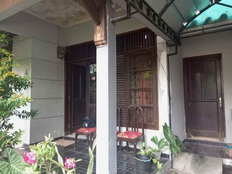 dijual rumah di tuparev jalan wiratama cirebon