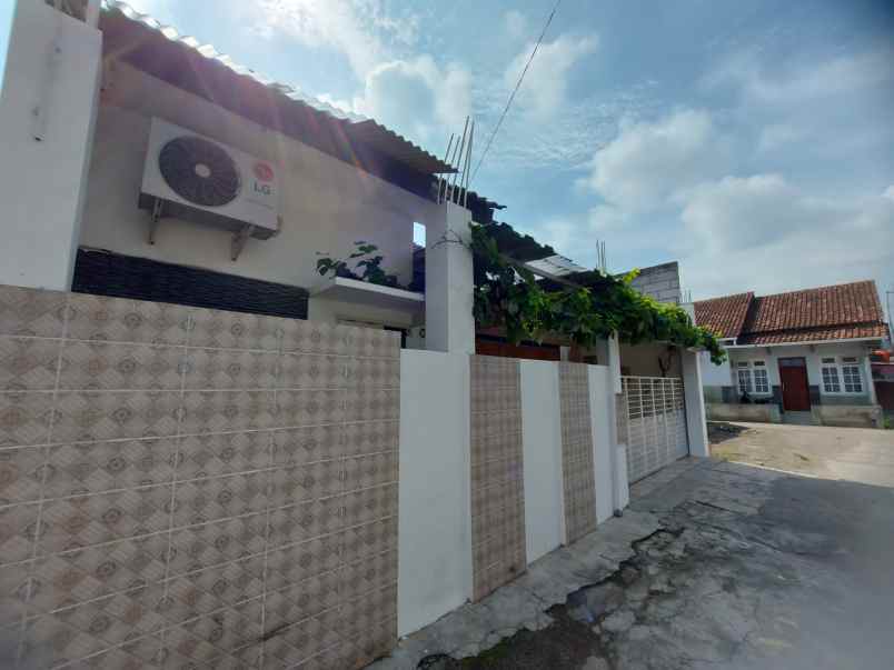 dijual rumah dijual rumah di jl