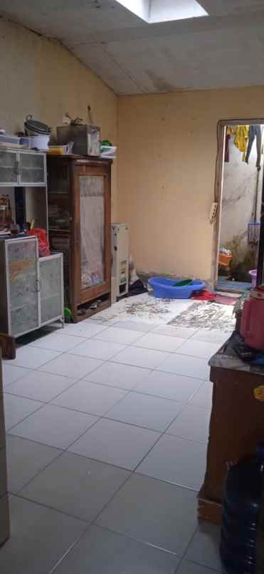 dijual rumah district orange residence