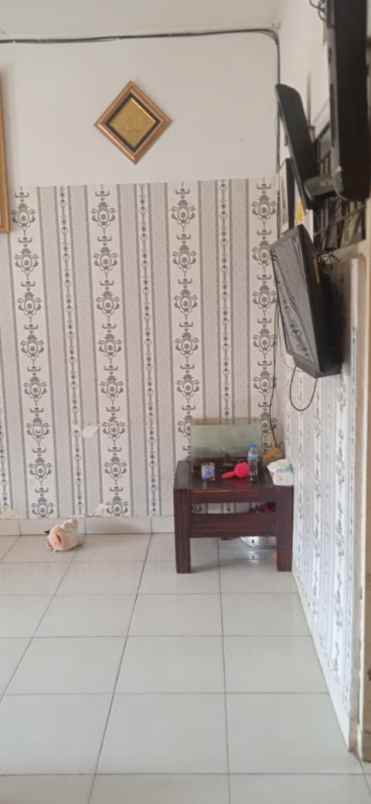 dijual rumah district orange residence