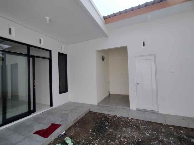 dijual rumah ds jedong mulyorejo