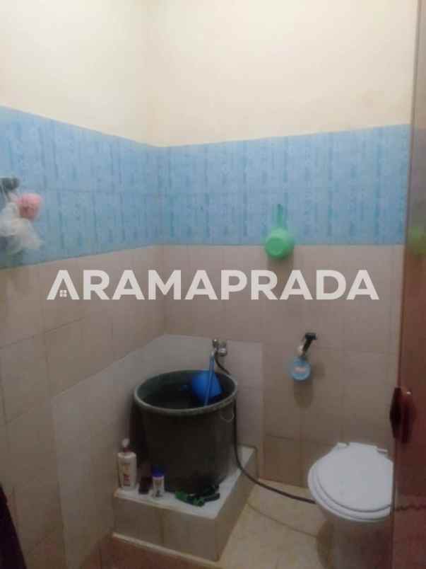 dijual rumah dukuh sari