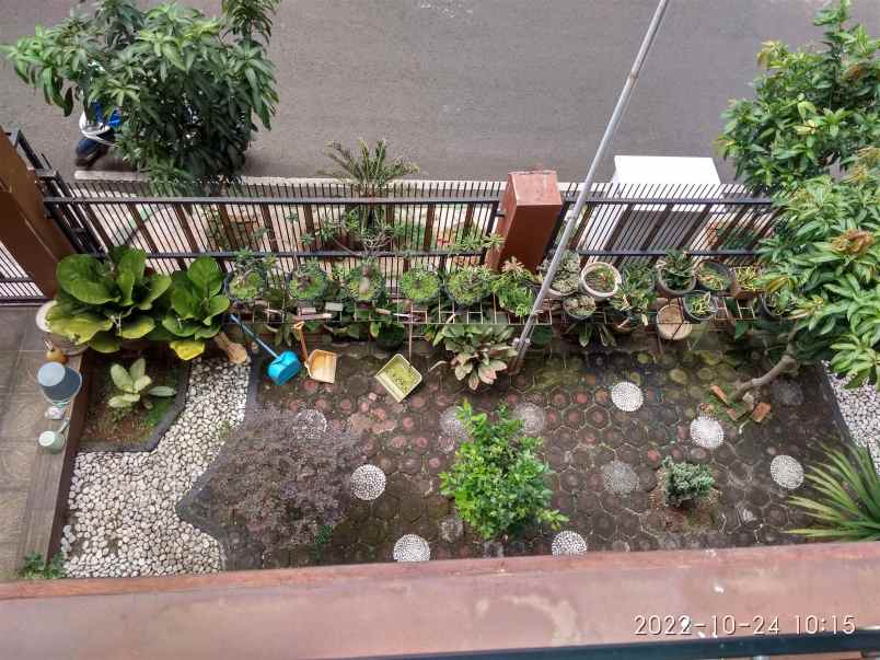 dijual rumah duren sawit jakarta timur