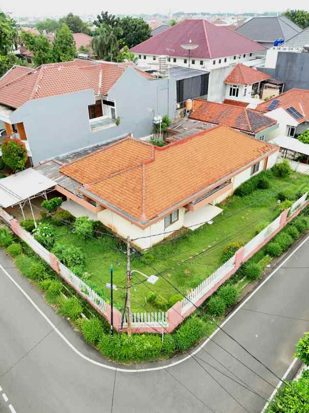 dijual rumah duren sawit jaktim