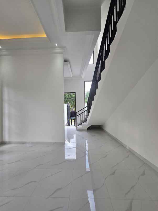 dijual rumah duren sawit jaktim