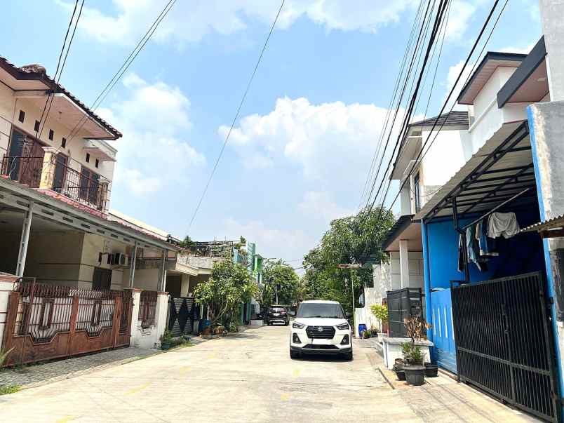 dijual rumah duta bumi kota harapan