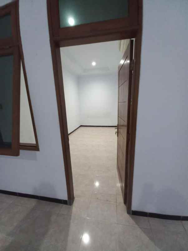 dijual rumah gading cipta residence