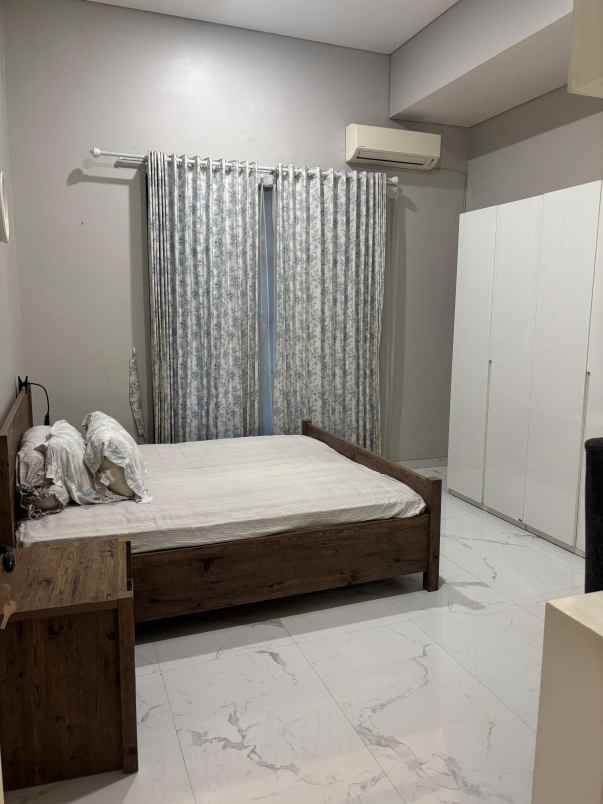 dijual rumah gaharu cilandak jakarta