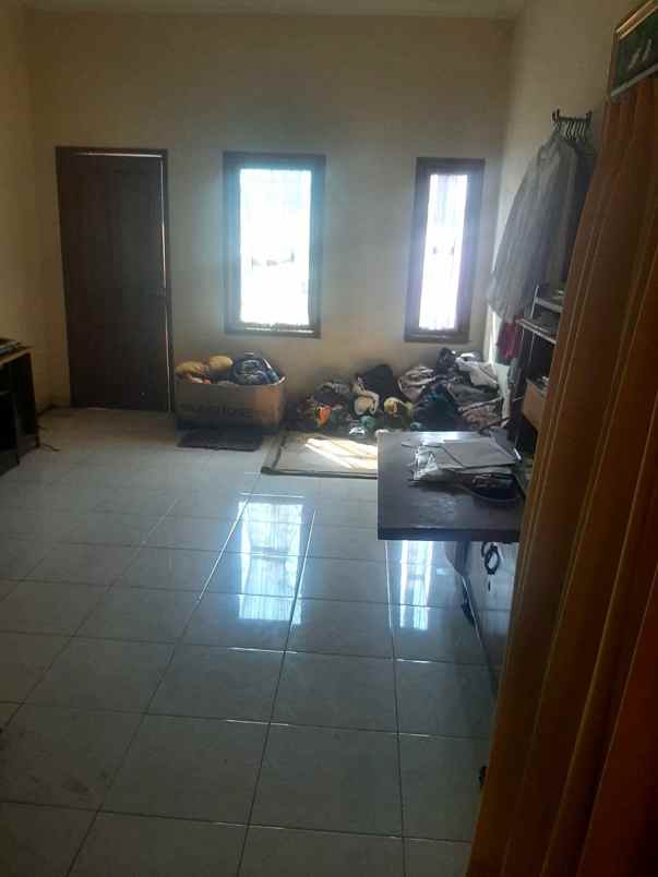dijual rumah gayungsari