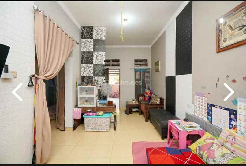 dijual rumah graha kalimas