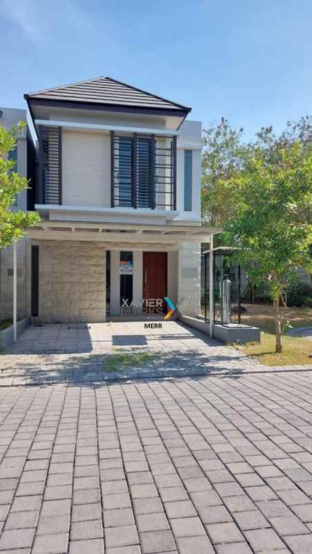 dijual rumah graha natura