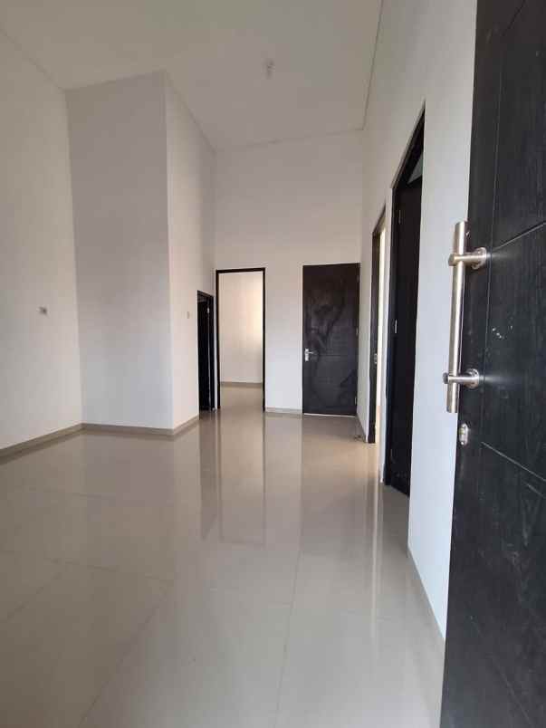 dijual rumah grand sedati