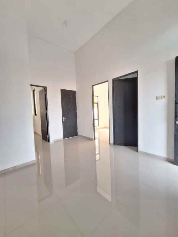 dijual rumah grand sedati