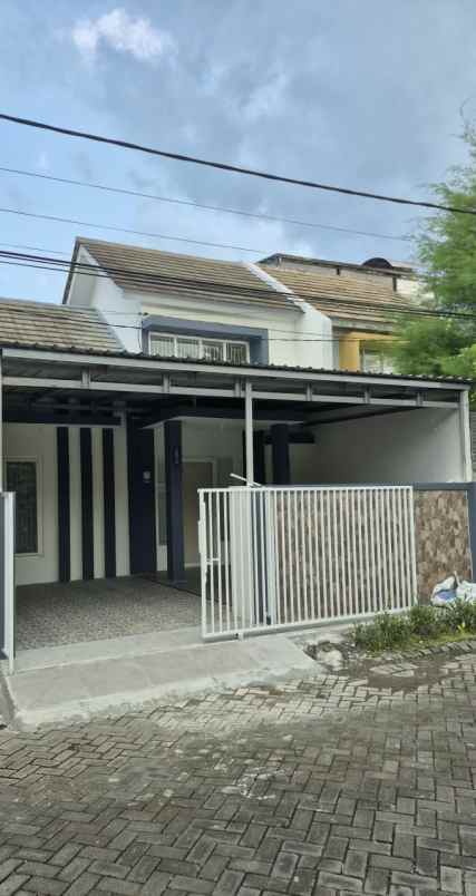 dijual rumah grand semanggi