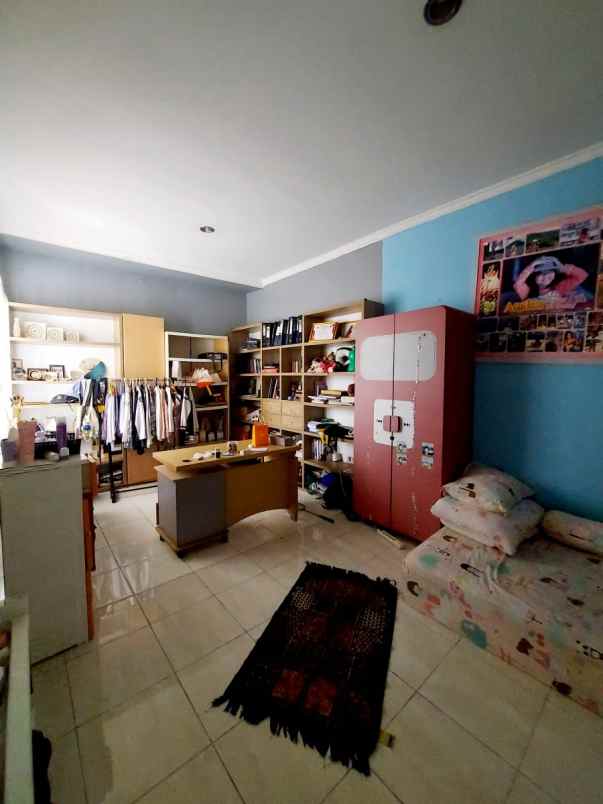 dijual rumah grand wisata cluster