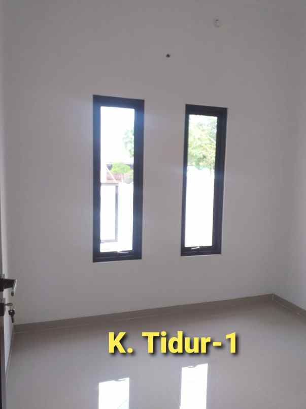 dijual rumah grand wisata perum bekasi