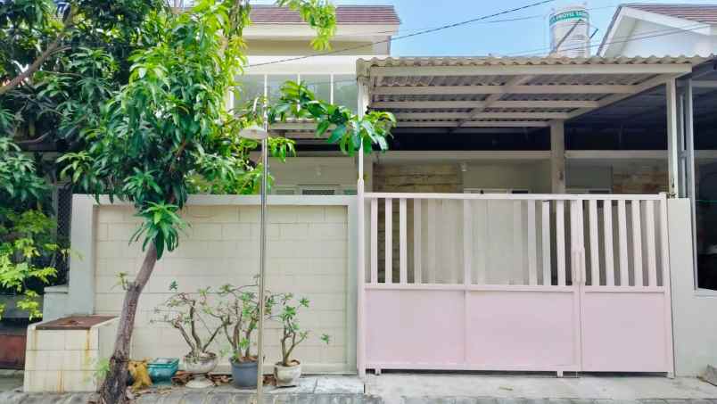 dijual rumah green semanggi mangrove