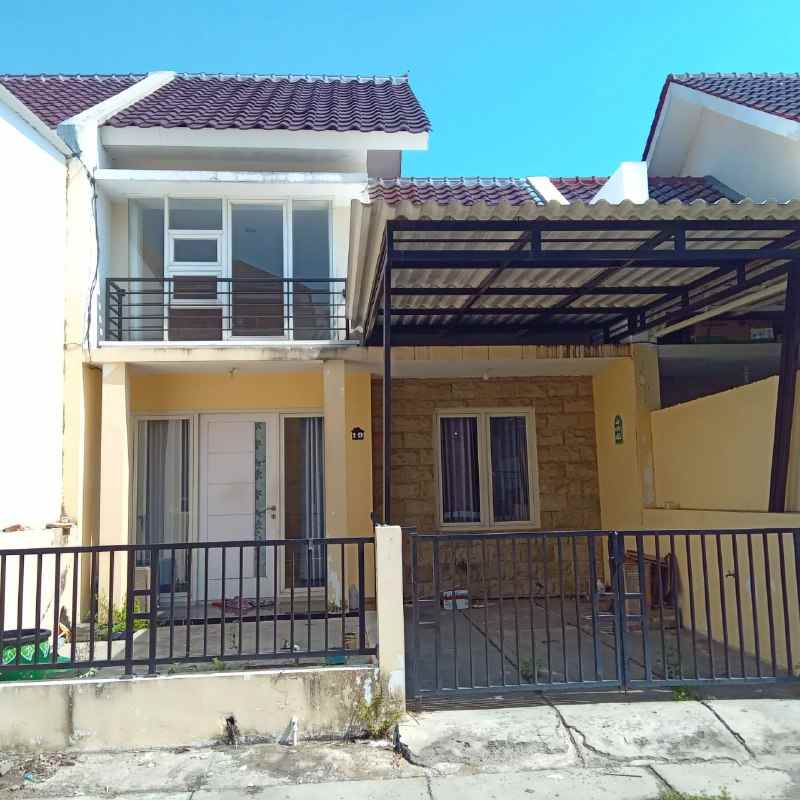 dijual rumah greenlake wonorejo