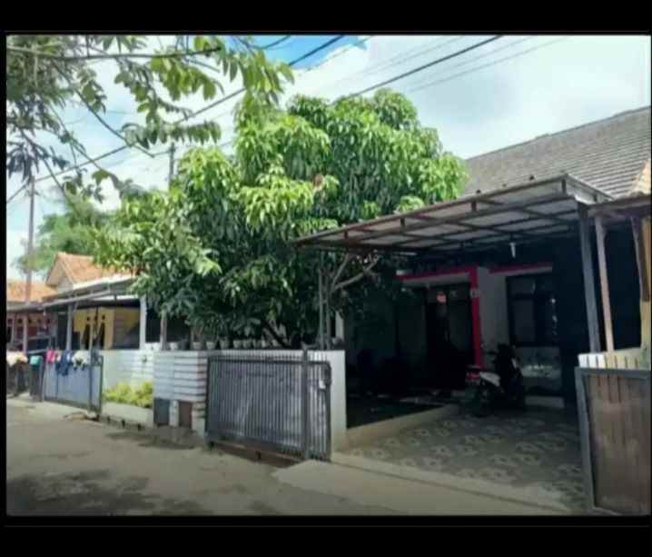 dijual rumah guruminda