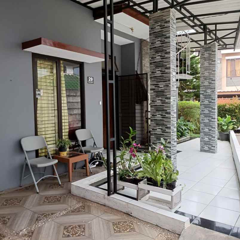 dijual rumah h baping susukan ciracas