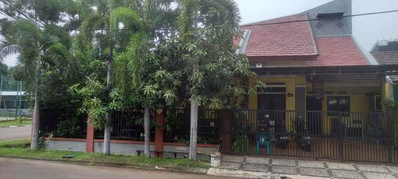 dijual rumah harapan indah cluster aralia