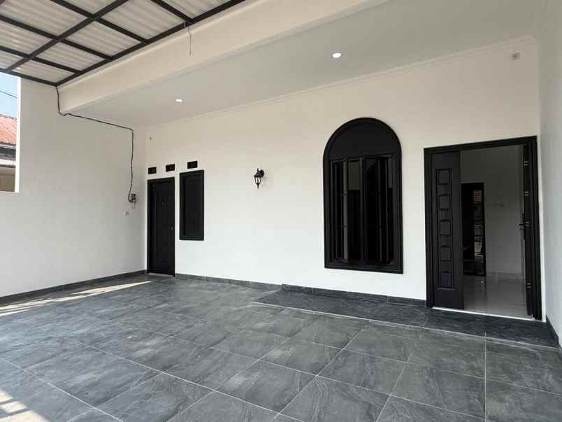 dijual rumah harapan regency