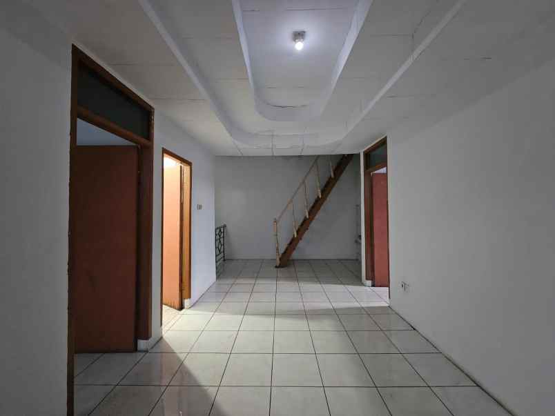 dijual rumah hook cantik di permata balaraja tangerang