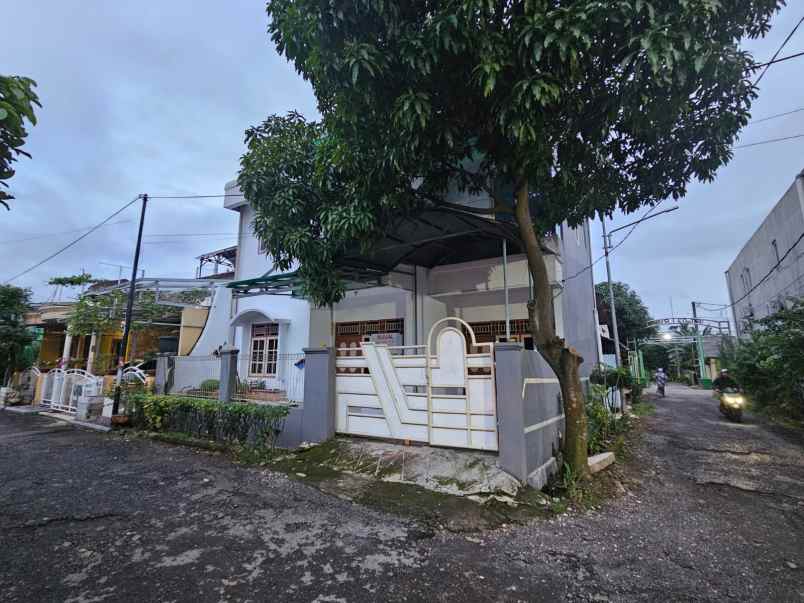 dijual rumah hook cantik di permata balaraja tangerang