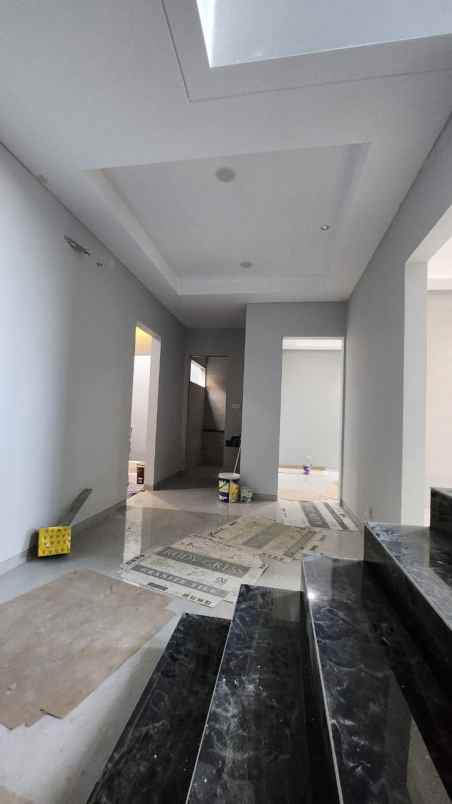 dijual rumah jalam woodland