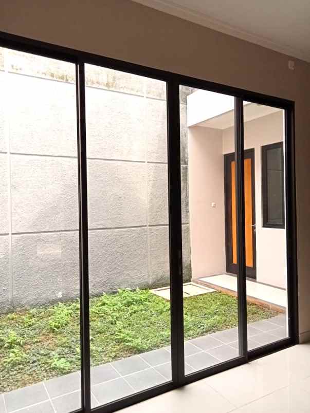 dijual rumah jalan aselih raya