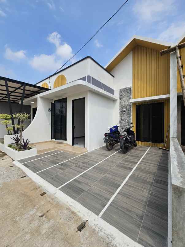 dijual rumah jalan bungsan bedahan