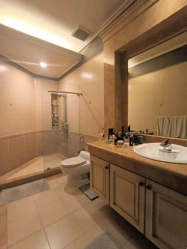 dijual rumah jalan cemapak putih timur