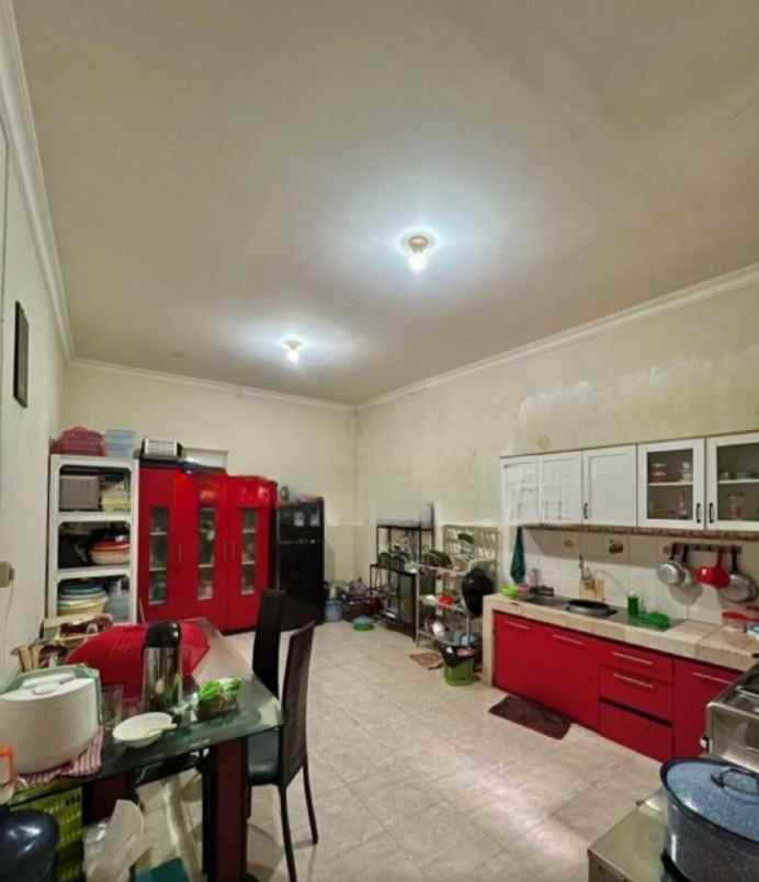 dijual rumah jalan darmo hill