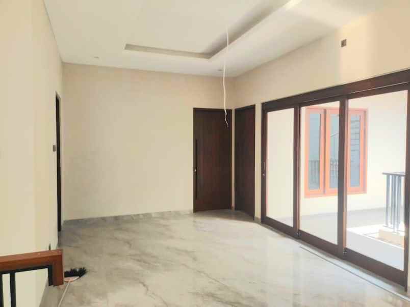 dijual rumah jalan imam bonjol denpasar