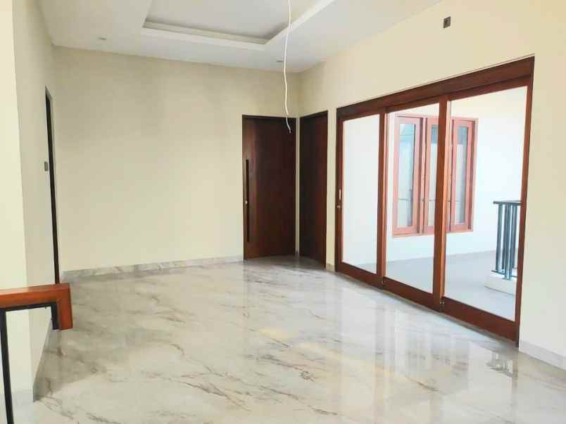 dijual rumah jalan imam bonjol denpasar