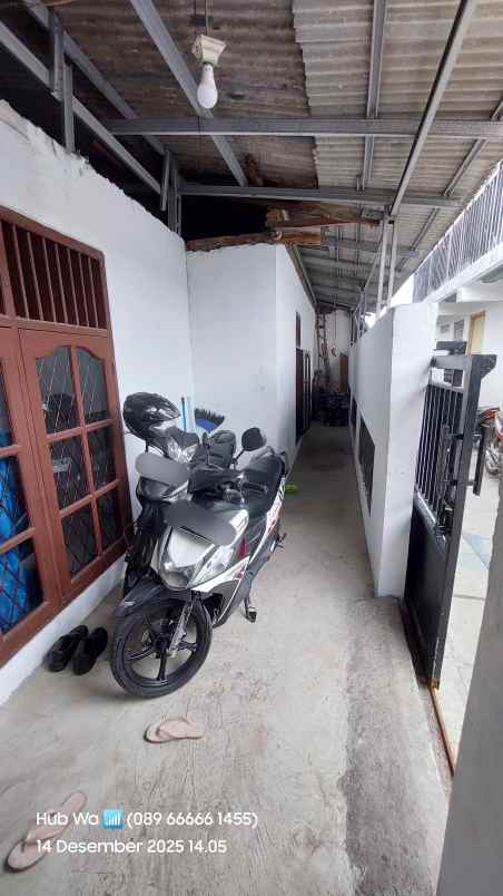 dijual rumah jalan kp belakang kamal