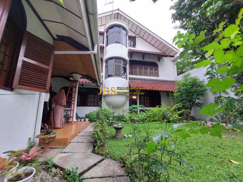 dijual rumah jalan kutilang sei kambing