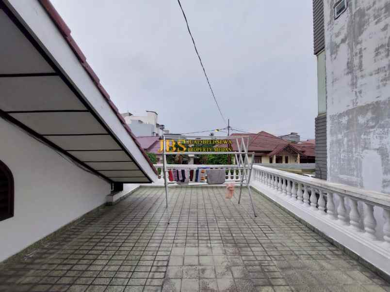 dijual rumah jalan kutilang sei kambing