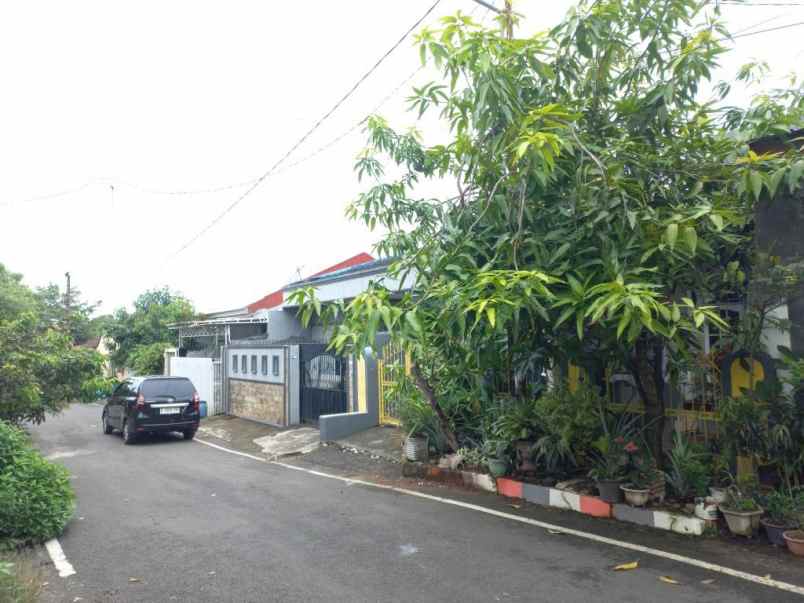 dijual rumah jalan nipa nipa ii no 110