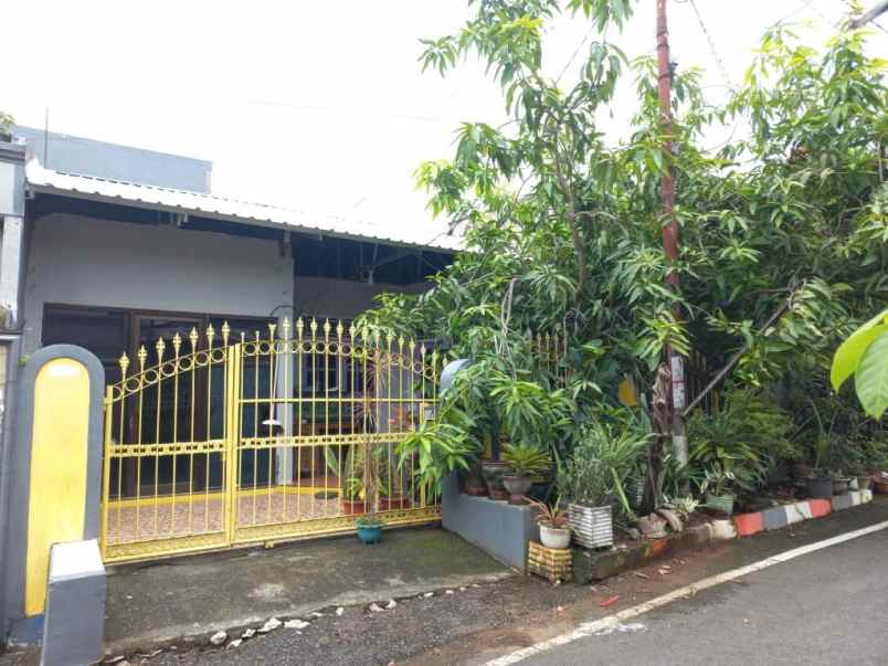 dijual rumah jalan nipa nipa ii no 110