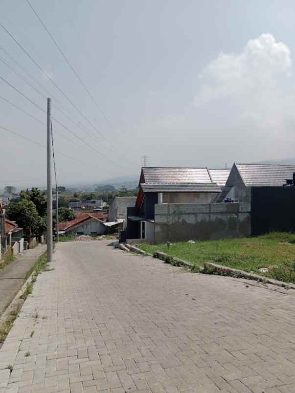 dijual rumah jalan palasari desa