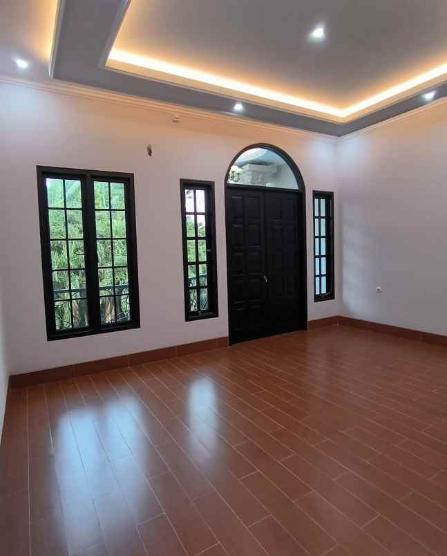 dijual rumah jalan raya pejaten