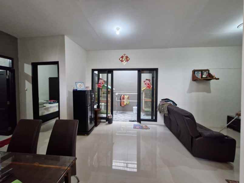 dijual rumah jalan royal park 1 citraland