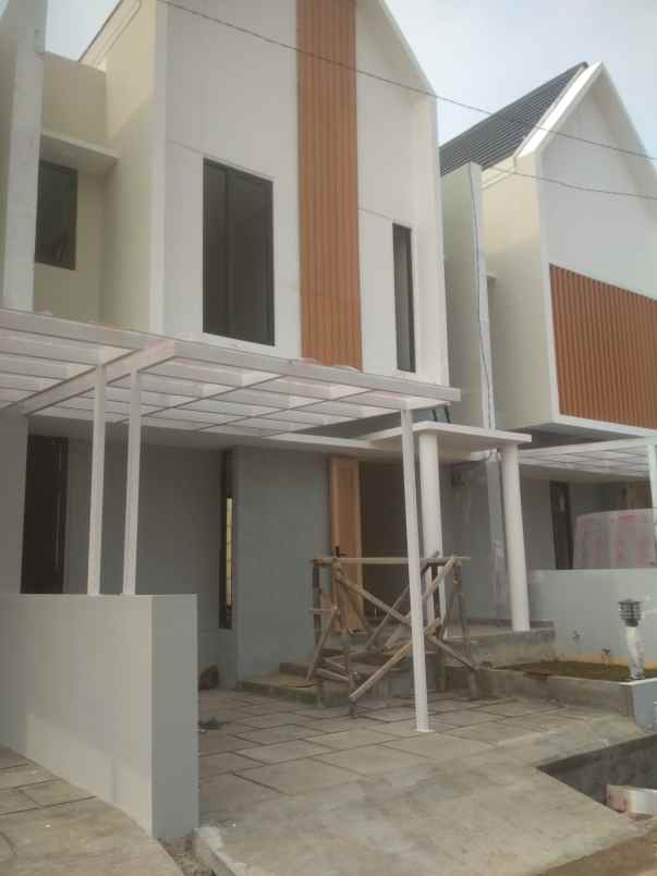 dijual rumah jati sampurna