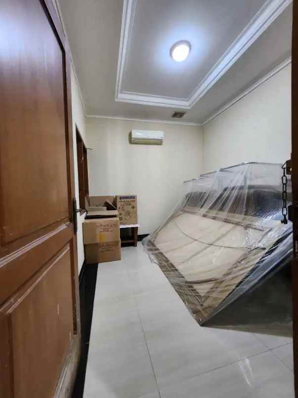 dijual rumah jatibening permai caman