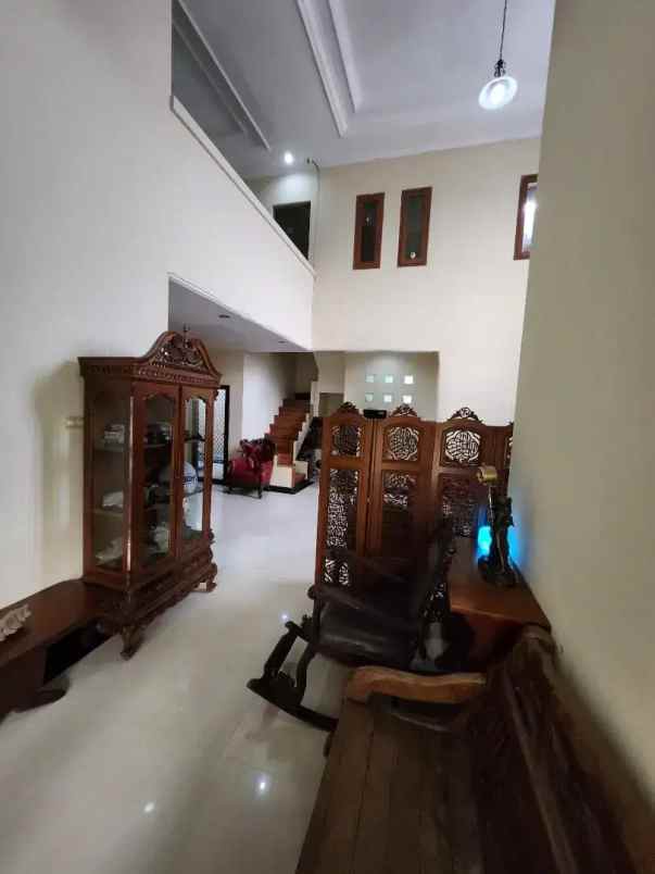 dijual rumah jatibening permai caman